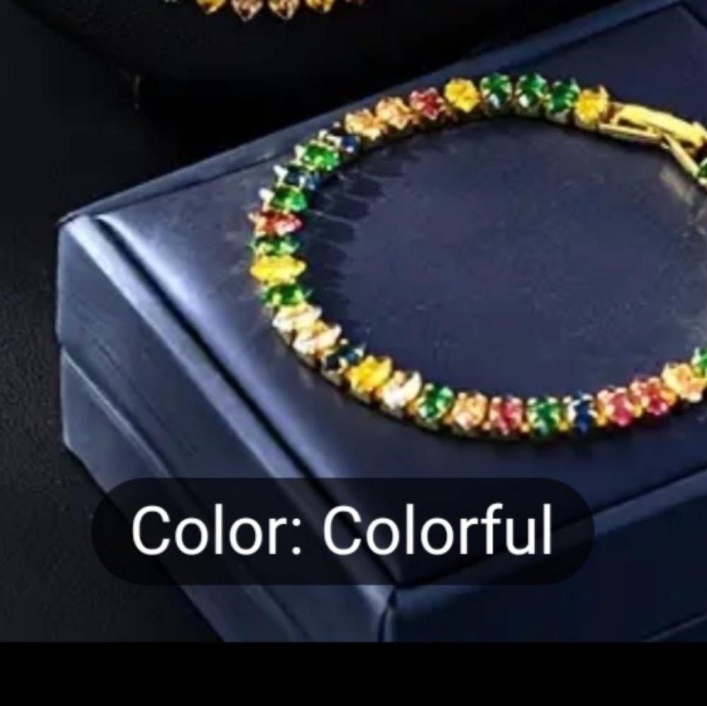 💙❤️NEW💙❤️ PRETTY!! MULTI-COLOR Marquise Cut CZ'S Bracelet in GOLD Plating
